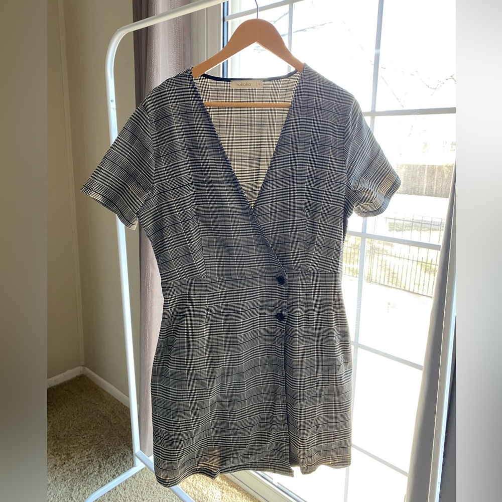 Rokoko L black and white plaid dress